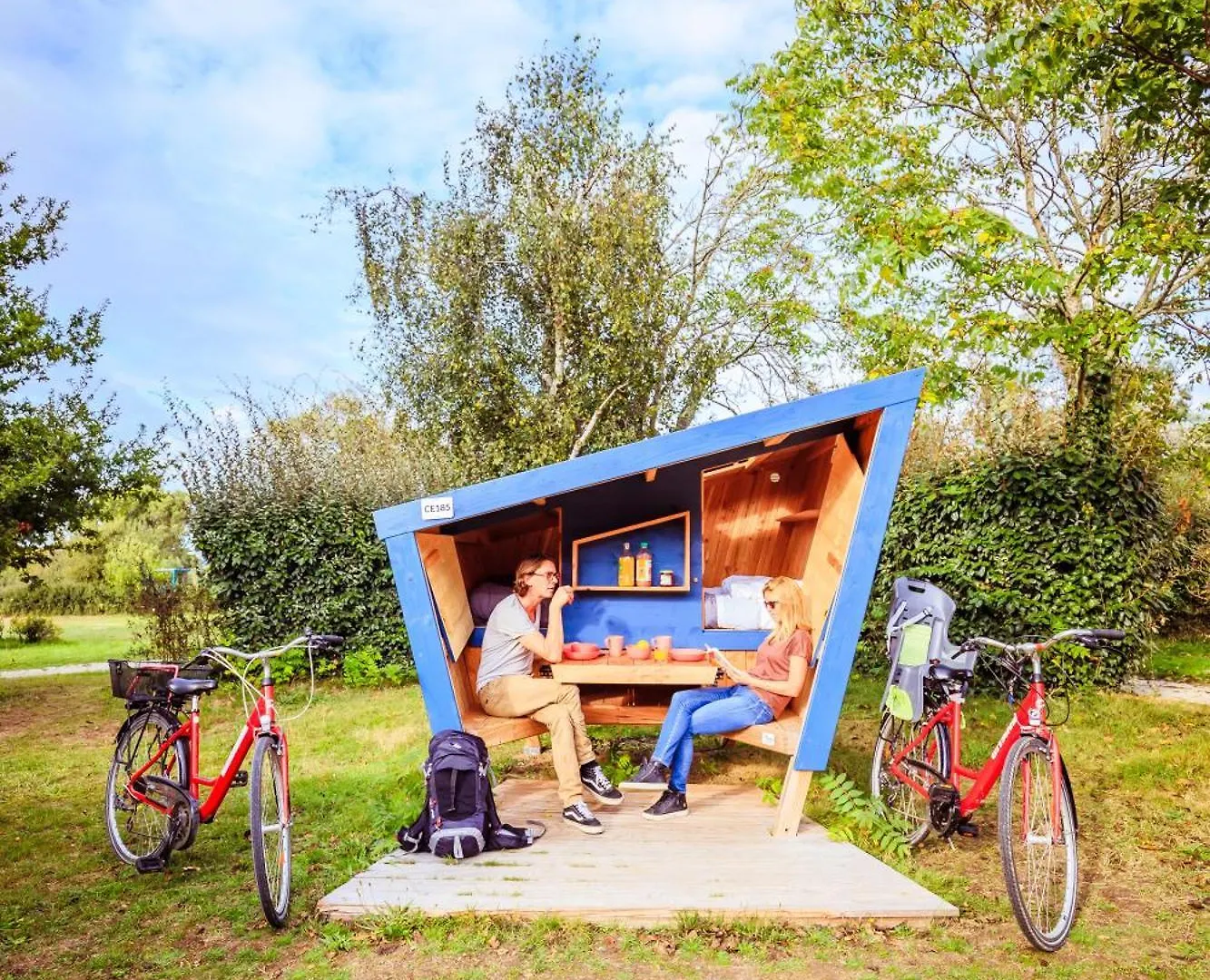 مكان تخييم Camping Municipal Tindio أرزون