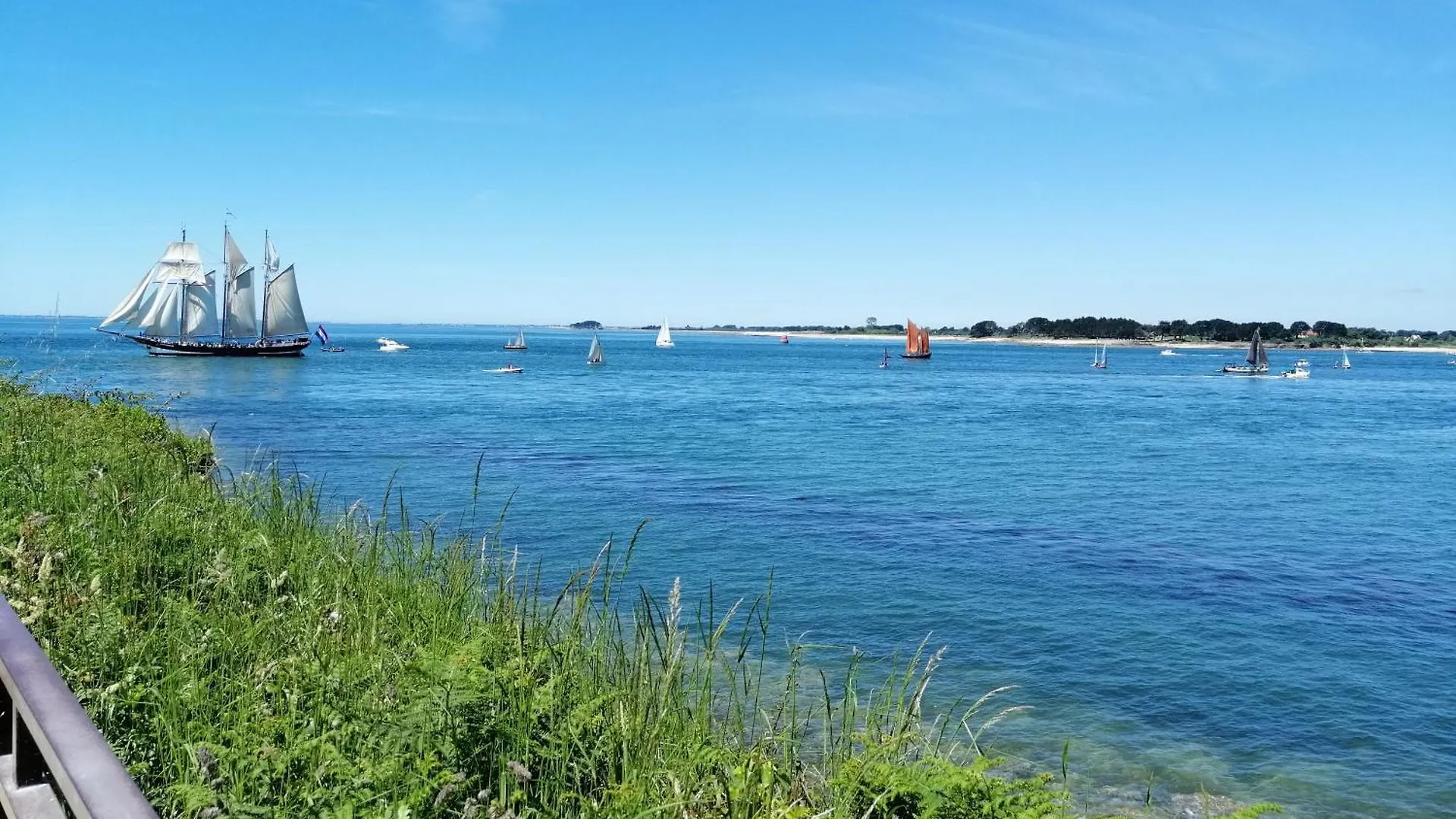 Campsite Camping Municipal Tindio Arzon