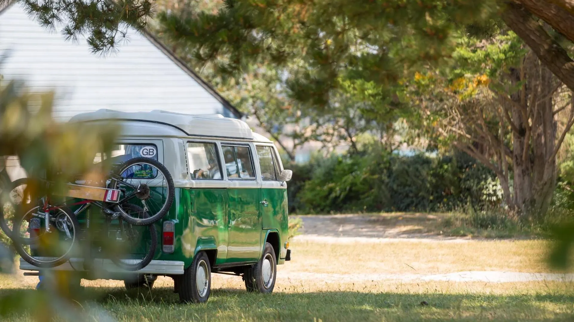 Camping Municipal Tindio Arzon Kemp